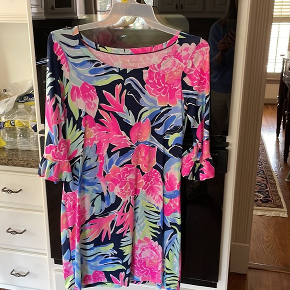 Lilly Pulitzer Dresses & Skirts - Lilly Pulitzer tropical dress